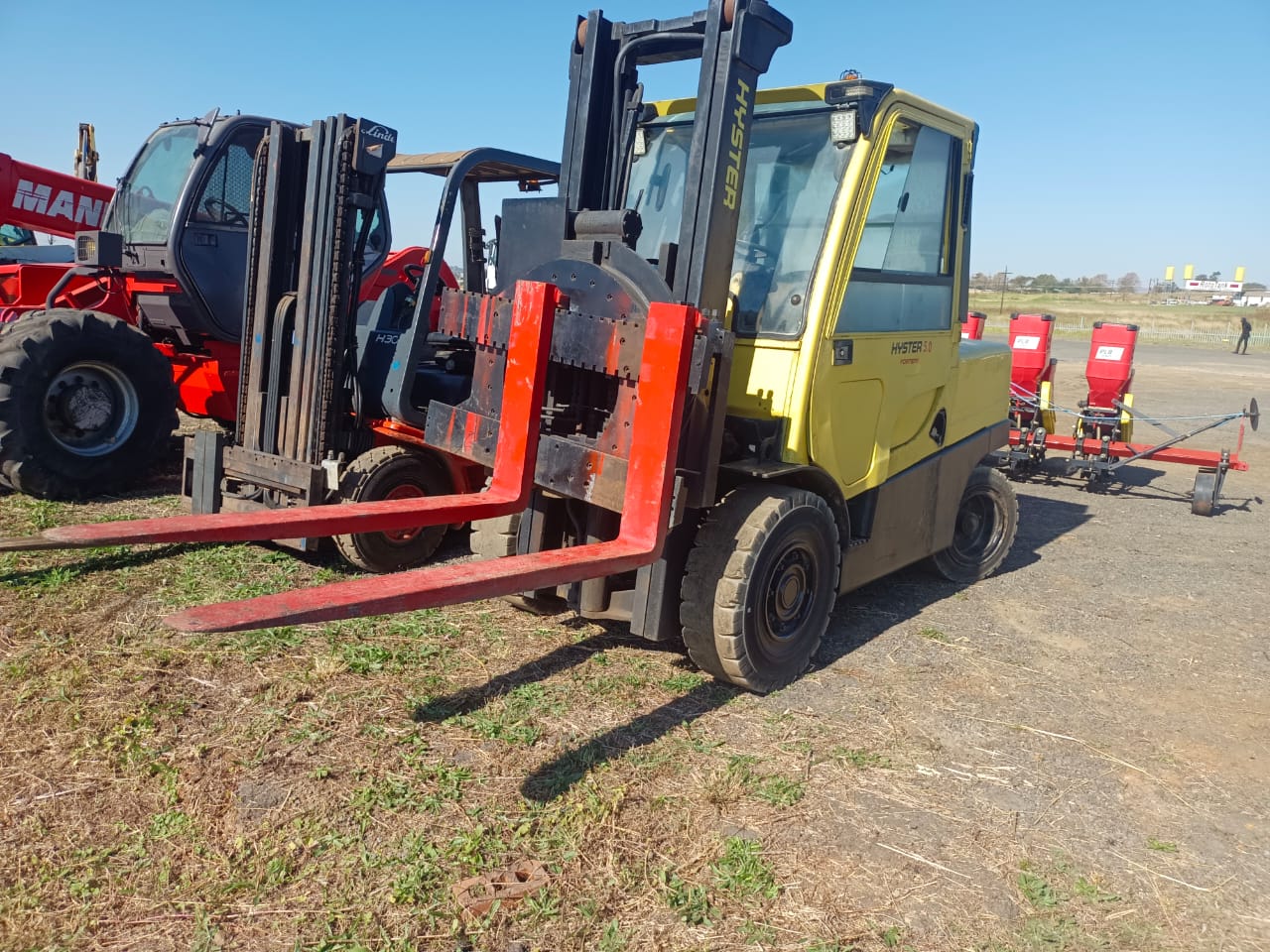 Hyster Series-7953 Hand Trucks